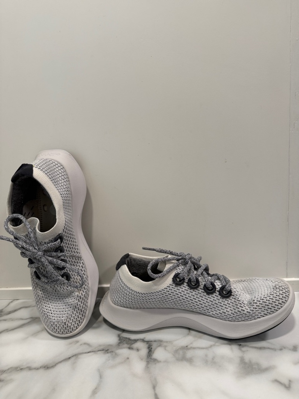 Allbirds Women's Size 10 Tree Dasher running trainers, Blizzard/White - Picture 2 of 9